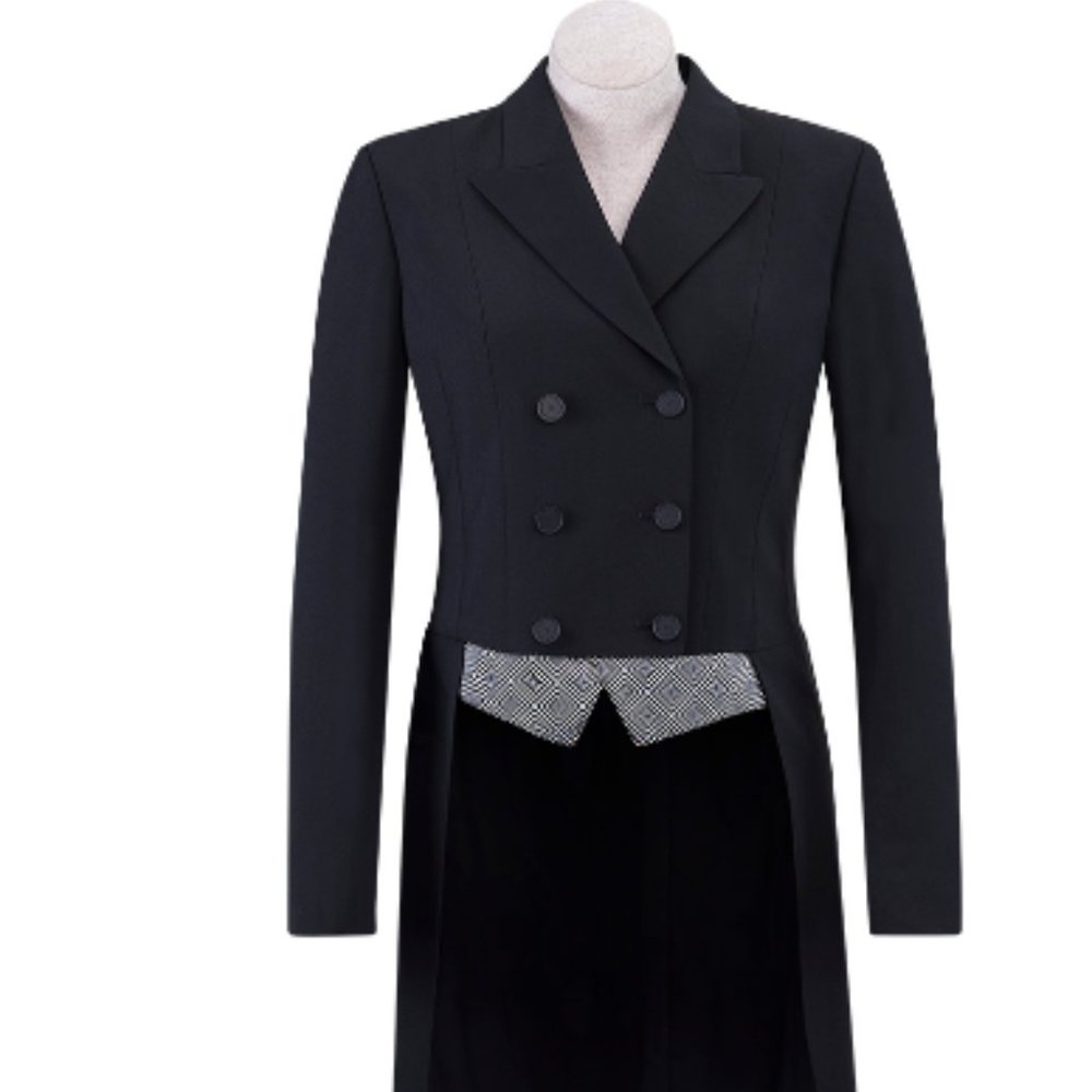 NWOT RJ Classics Ladies Hunter Shadbelly 6L